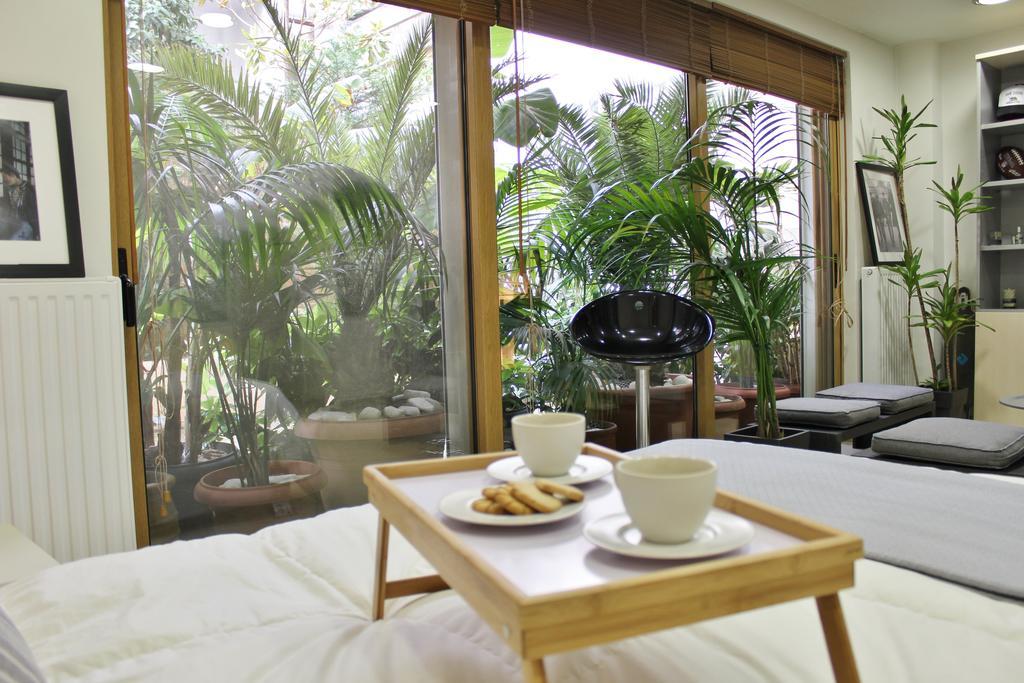 Апартаменты Luxurious Loft With Garden Афины Экстерьер фото